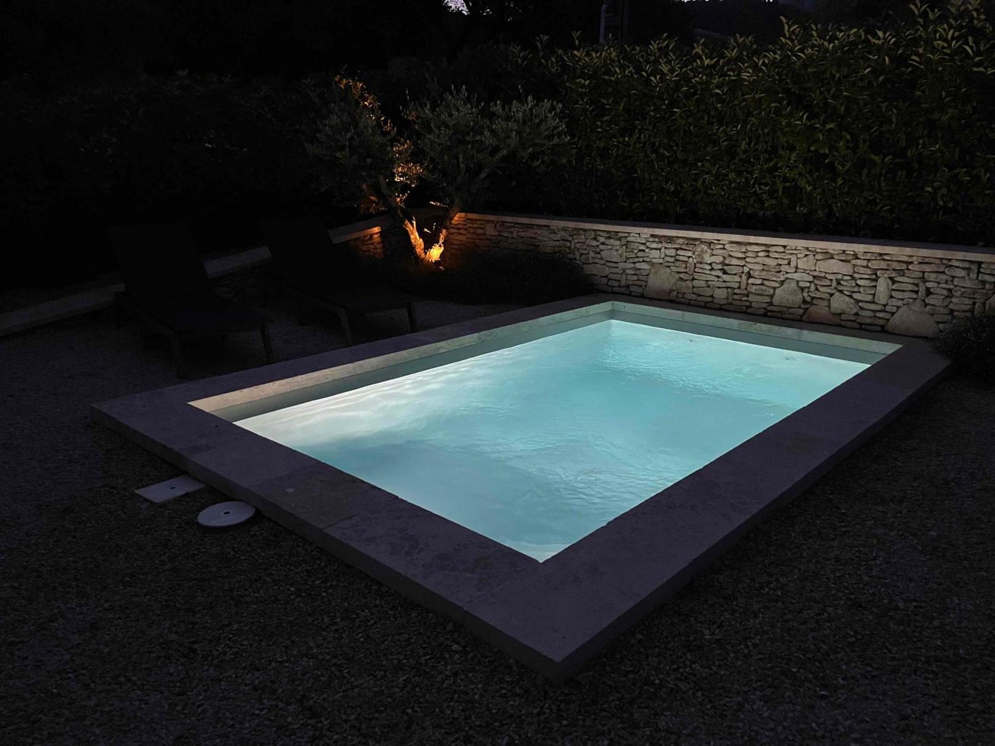 Le Cabanon De Livia Avec Piscine Privee Villa Cucuron Exterior photo
